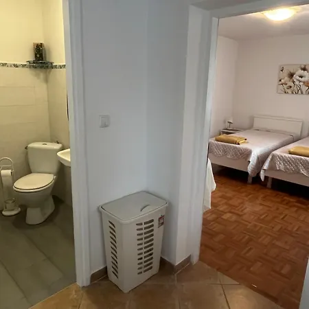 公寓 Apartment Kata *